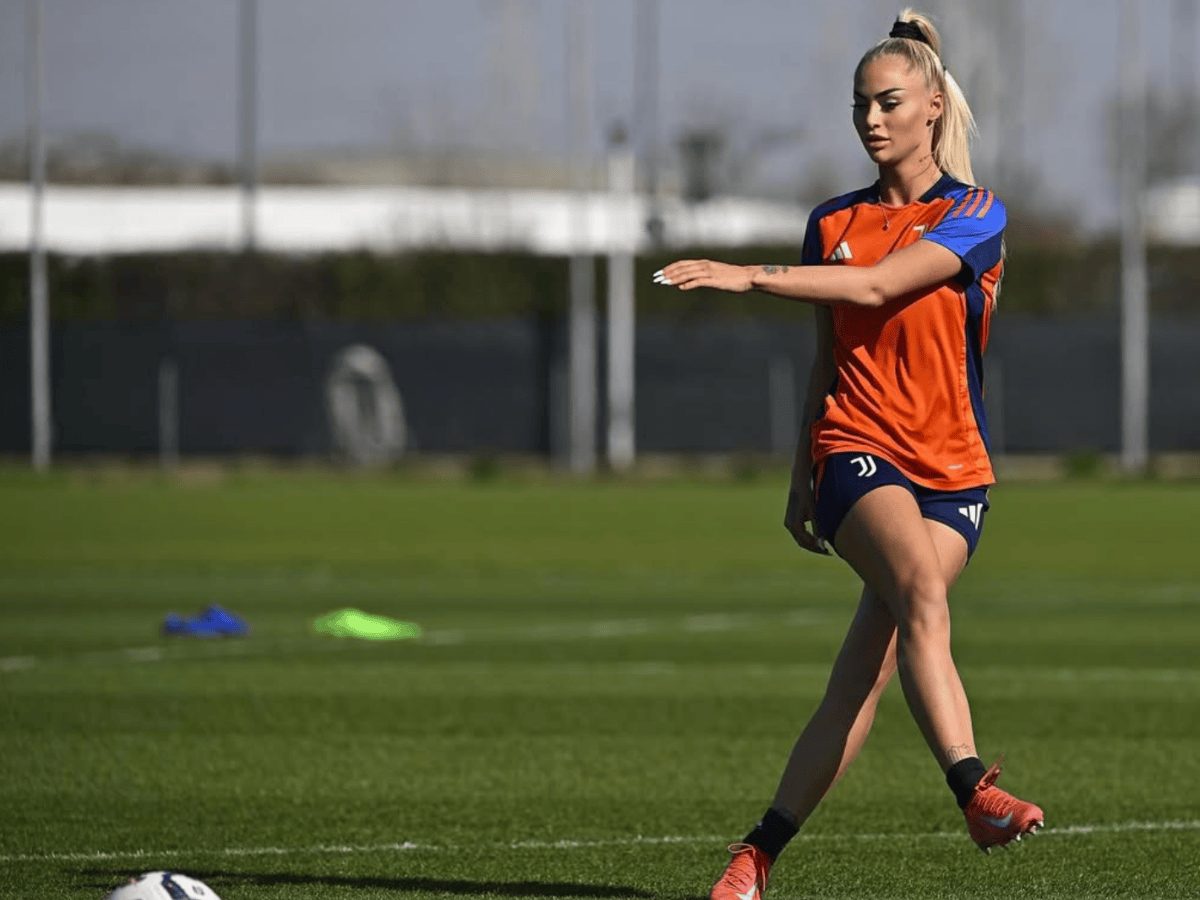 Alisha Lehmann Stats