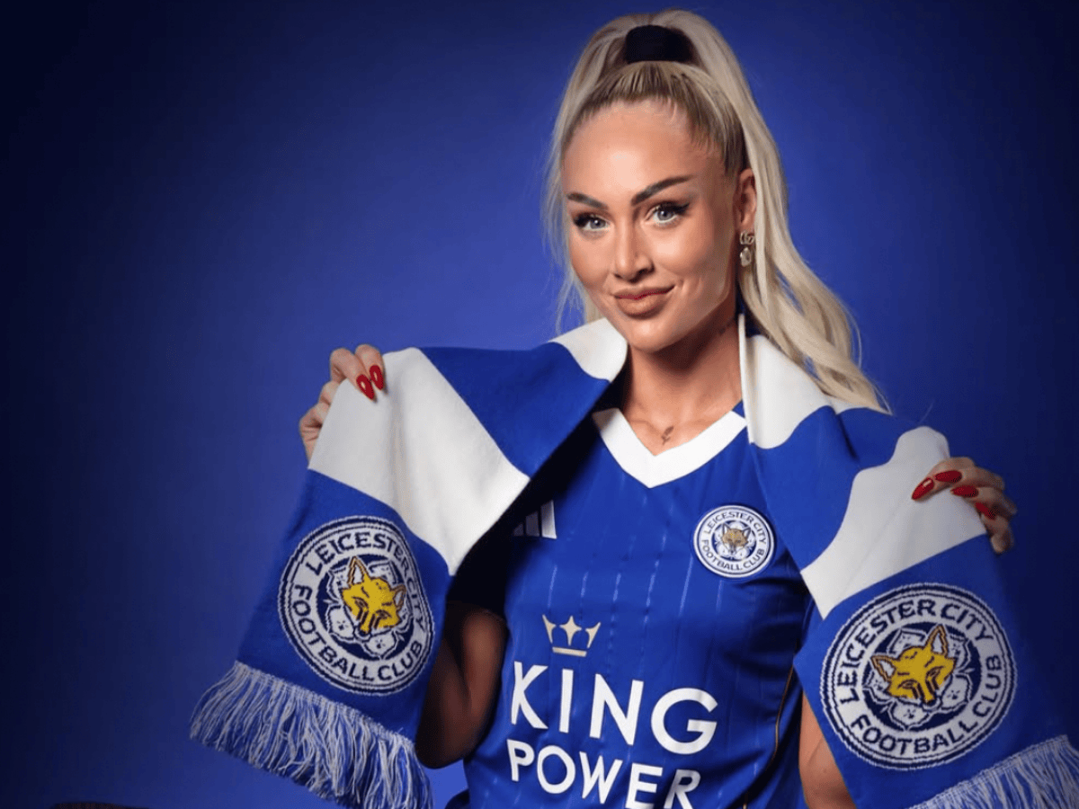 WSL Transfers: Alisha Lehmann Signs For the Foxes